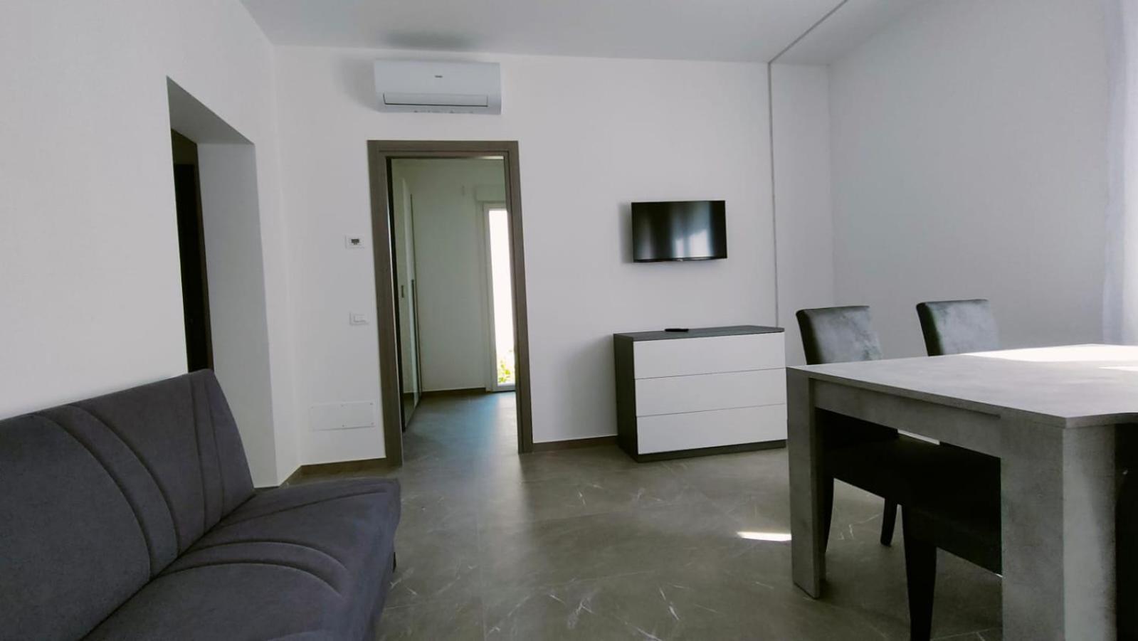 Villa Borghesi Suites Fronte Mare Rimini Eksteriør bilde