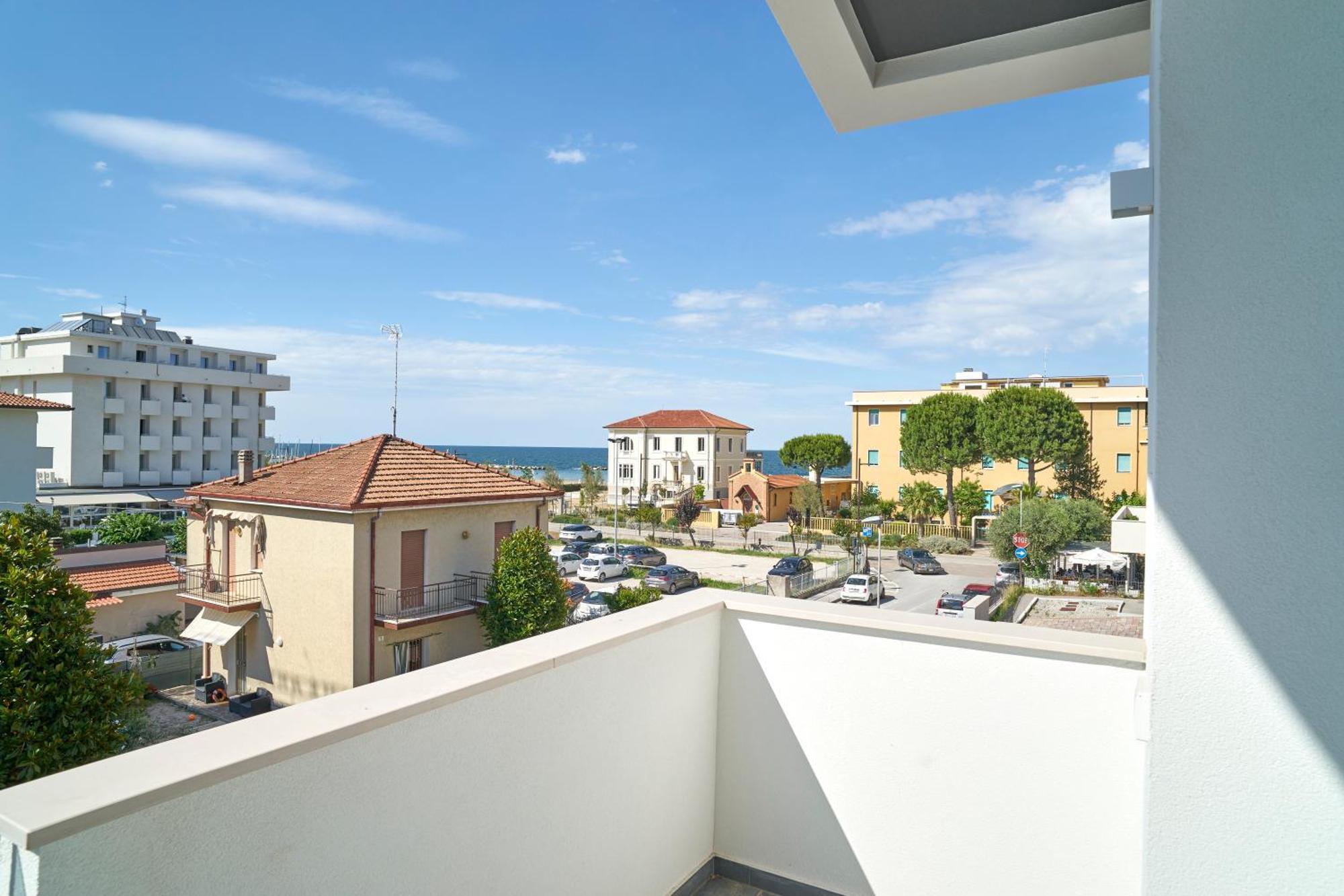 Villa Borghesi Suites Fronte Mare Rimini Eksteriør bilde