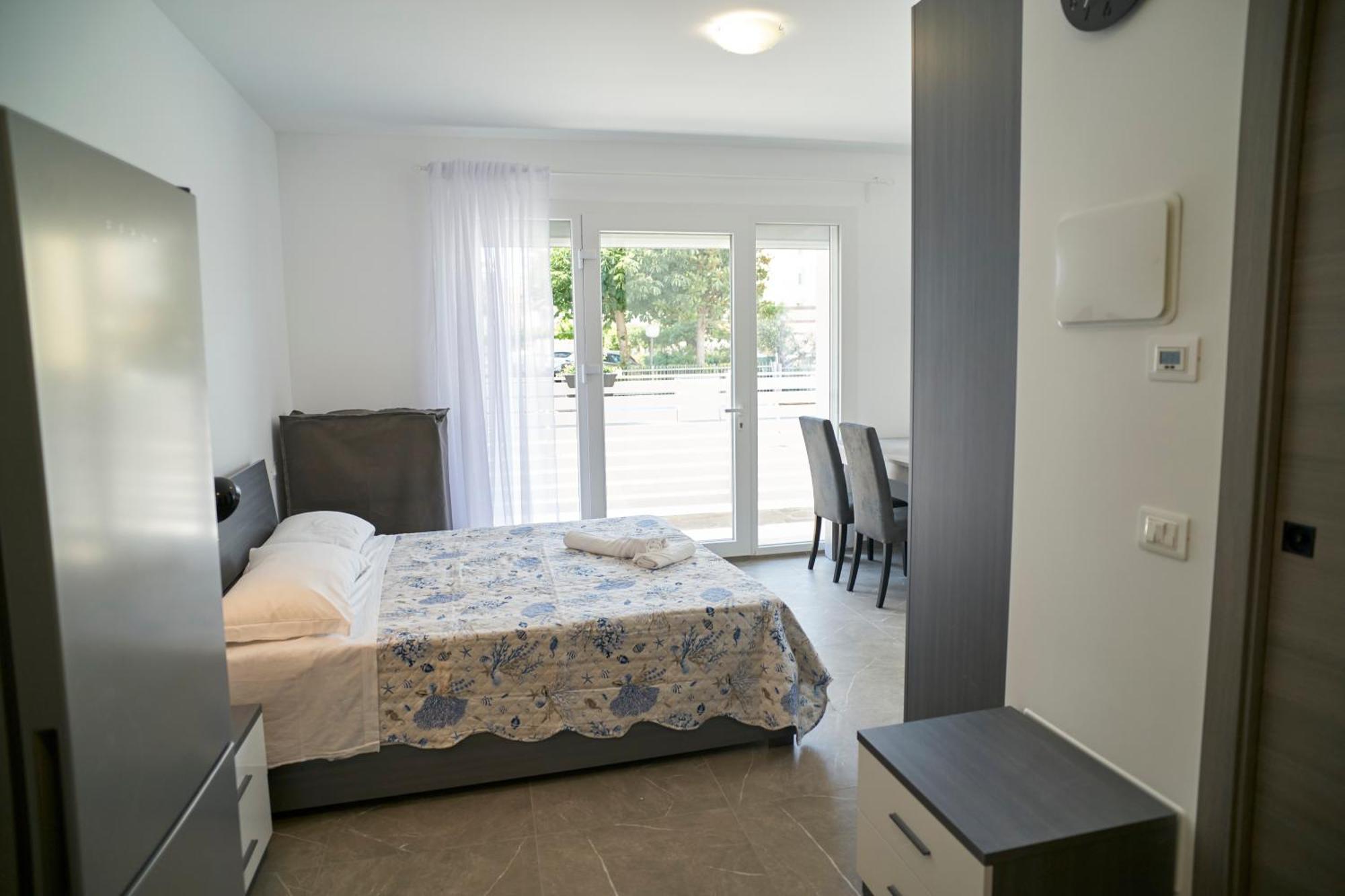 Villa Borghesi Suites Fronte Mare Rimini Eksteriør bilde